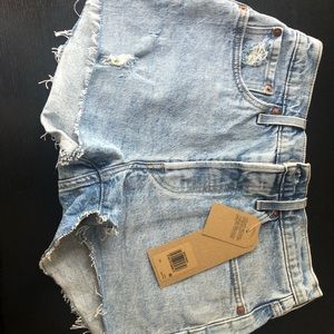 NEW WITH TAGS Levi Shorts